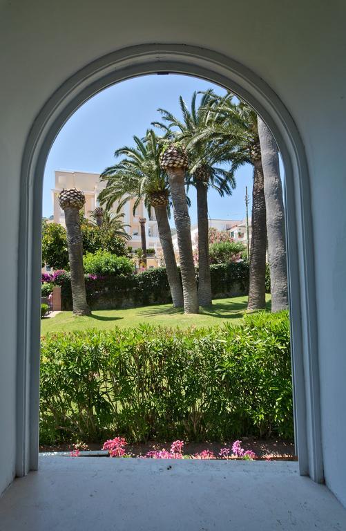 Camerelle Villa *